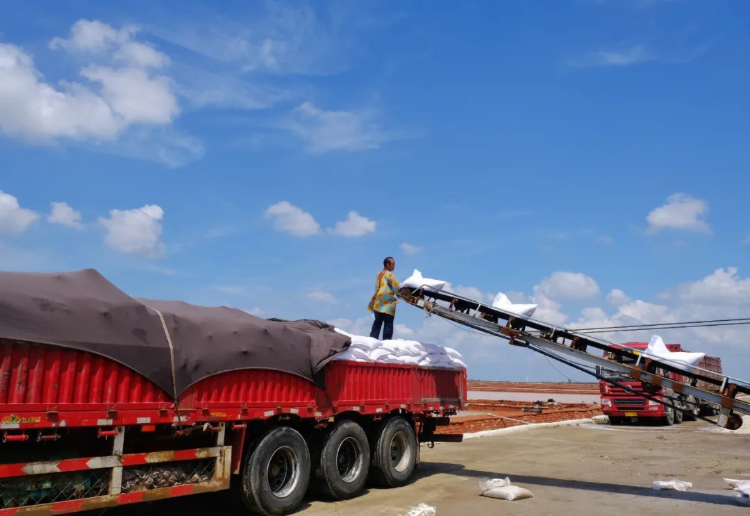 640 (8)~1.jpg 640 (8)~1.jpg